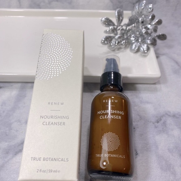 True Botanicals Renew Nourishing Cleanser, Soft, Deep, NEW - Travel Size 59 ml